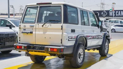 Brand New 2026 Toyota Land Cruiser 70 Series LC 76 LX GCC Specs-5