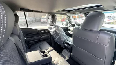 Toyota Prado VXR TOYOTA PRADO LUXURY / 2.4L V4 PETROL / FULL OPTION / 360 CAMERA WITH HEAD UP DISPLAY / 2026 ONLY FOR-13
