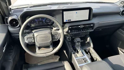 Toyota Prado VXR TOYOTA PRADO LUXURY / 2.4L V4 PETROL / FULL OPTION / 360 CAMERA WITH HEAD UP DISPLAY / 2026 ONLY FOR-15