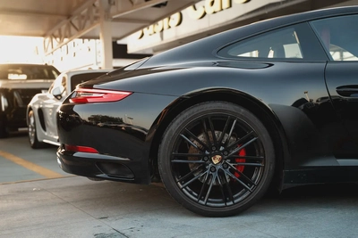 Porsche 911 Carrera Full Service History GCC 3.0L Turbo 6 Cylinders Perfect Condition-3