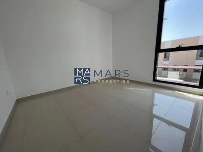 Luxury| Spacious| 2 Bedroom Twonhouse| With Maid Room+ Covered Parking| Best Price-12