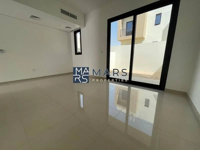 Luxury| Spacious| 2 Bedroom Twonhouse| With Maid Room+ Covered Parking| Best Price-13
