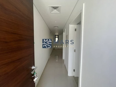 Luxury| Spacious| 2 Bedroom Twonhouse| With Maid Room+ Covered Parking| Best Price-21