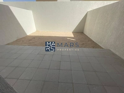 Luxury| Spacious| 2 Bedroom Twonhouse| With Maid Room+ Covered Parking| Best Price-4