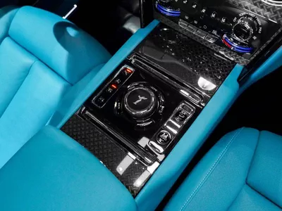 Rolls Royce Cullinan BLACK BADGE-17