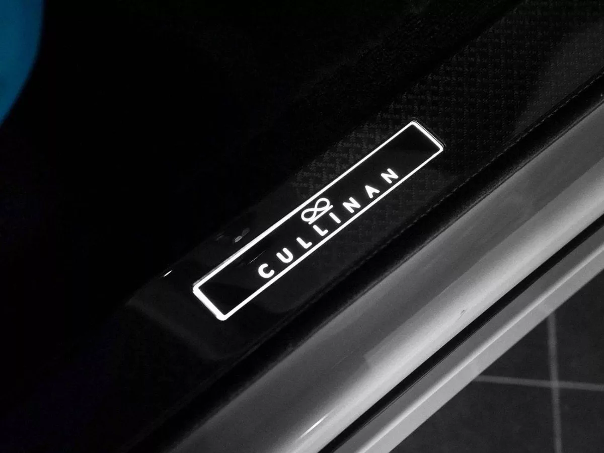 Rolls Royce Cullinan BLACK BADGE-19-0
