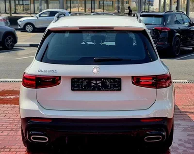 Mercedes Benz GLB200 STD GLB 200 AMG SUV 7 Seater Under Warranty 2025 GCC-15