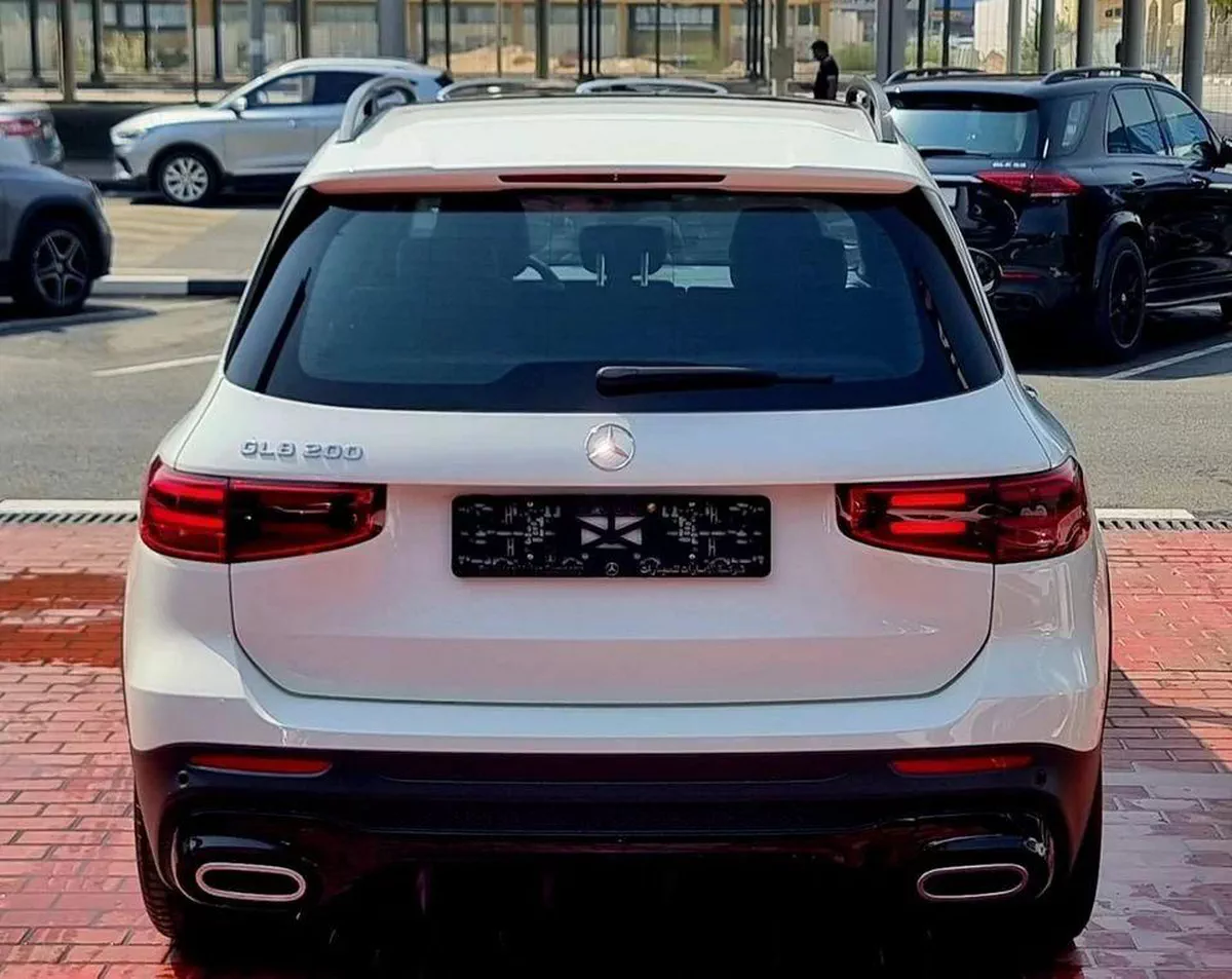Mercedes Benz GLB200 STD GLB 200 AMG SUV 7 Seater Under Warranty 2025 GCC-15-15
