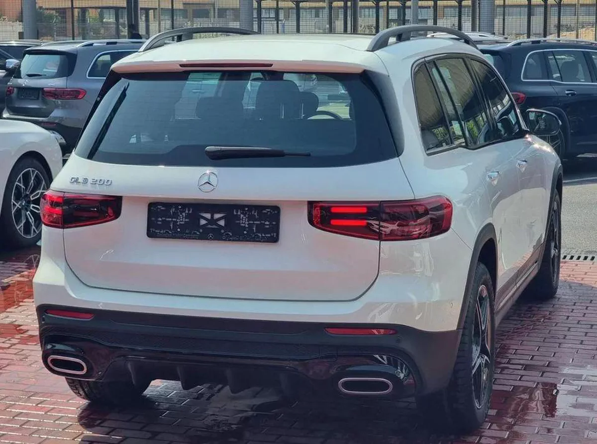 Mercedes Benz GLB200 STD GLB 200 AMG SUV 7 Seater Under Warranty 2025 GCC-10-10