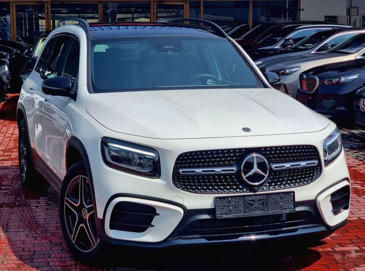 Mercedes Benz GLB200 STD GLB 200 AMG SUV 7 Seater Under Warranty 2025 GCC-2-2