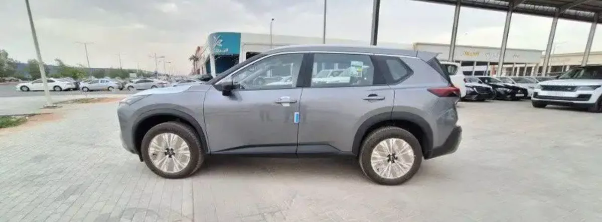2026 Nissan X-Trail Grey – Stylish Modern SUV-3-3
