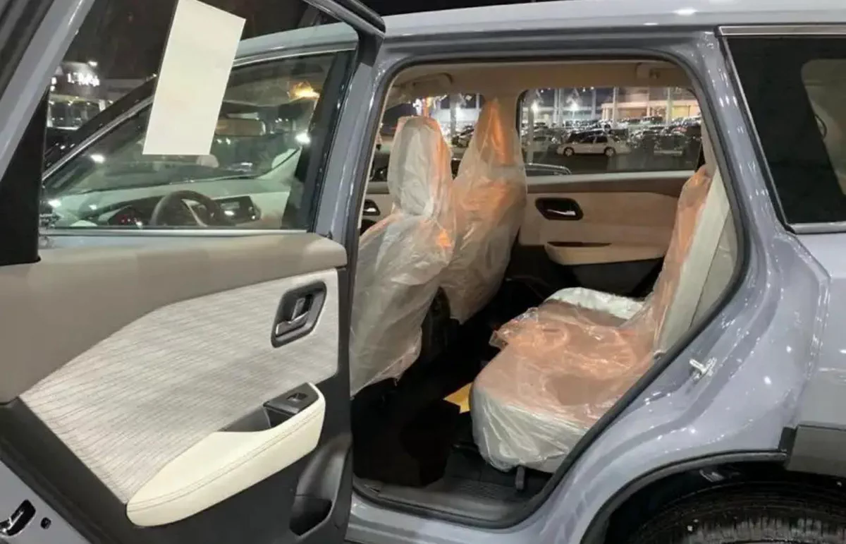 2026 Nissan X-Trail Grey – Stylish Modern SUV-8-8