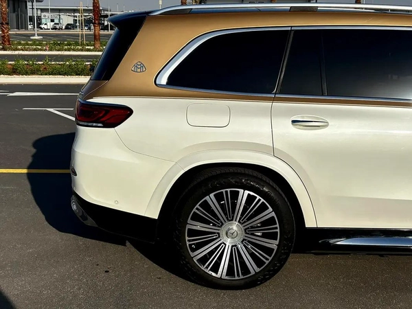 Clean Title | GLS 600 Maybach | Low Km