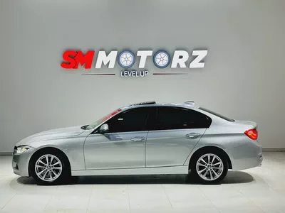 BMW 320i XDRIVE 2018 WITH ONE YEAR WARRANTY-3