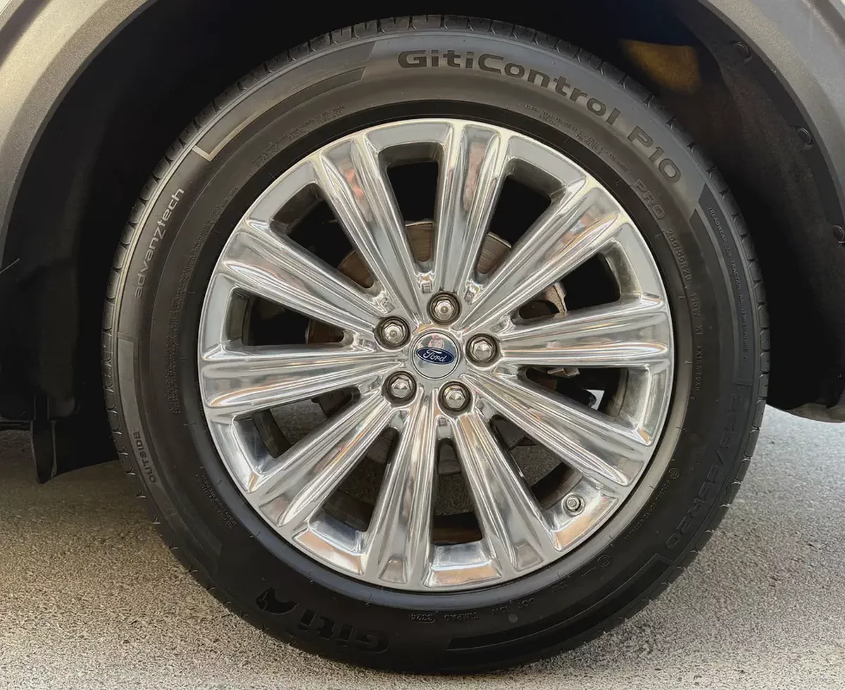 FORD - EXPLORER - 2021 - LIMITED - ECOBOOST - V4 - 2,3L - BY TURBO - USA SPECS EXCELLENT CONDITION-18-18
