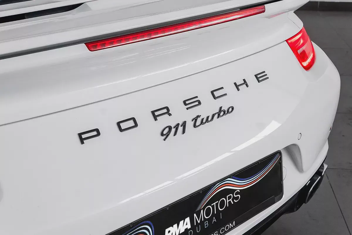 CASH ONLY: 319,000 AED | 2014 Porsche 911 Turbo / Agency Warranty-14-14