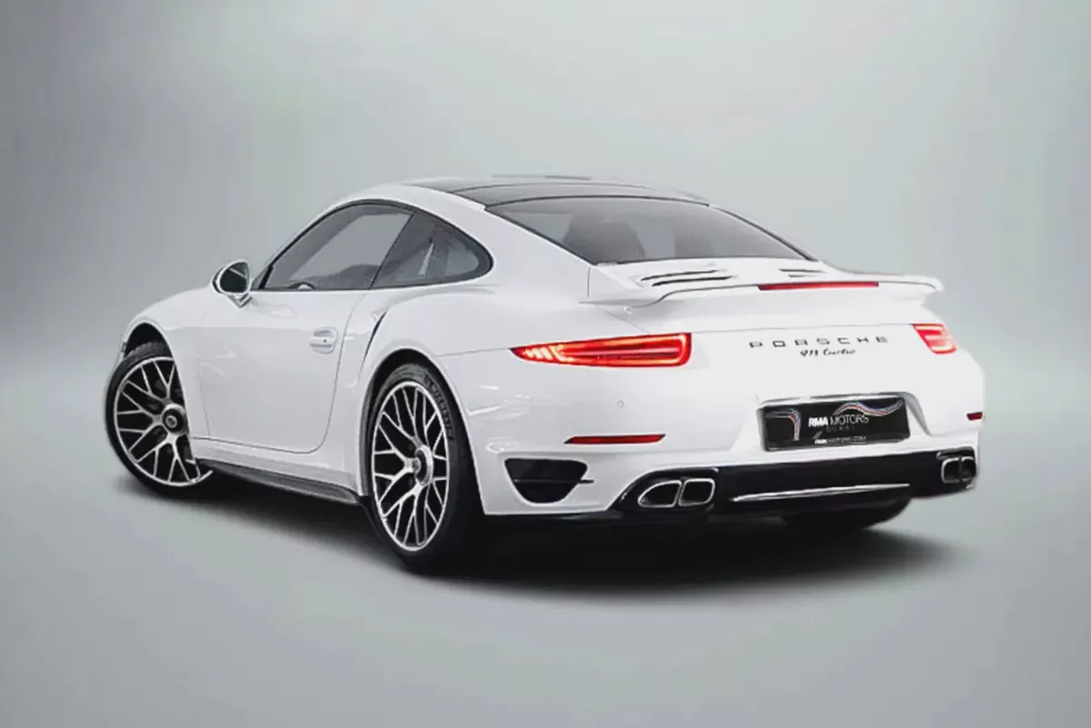 CASH ONLY: 319,000 AED | 2014 Porsche 911 Turbo / Agency Warranty-1-1