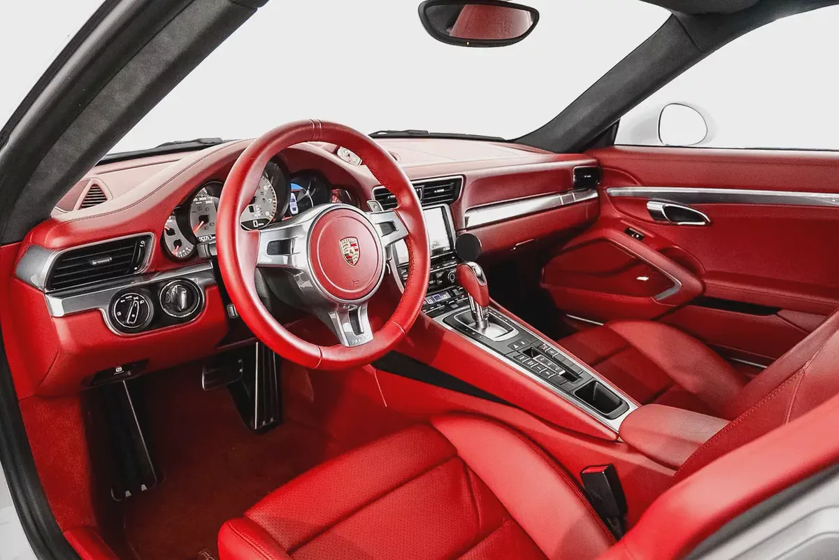 CASH ONLY: 319,000 AED | 2014 Porsche 911 Turbo / Agency Warranty-6-6