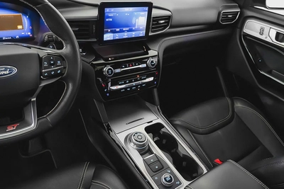 AED 3,055 / 60 months | 0% DP | 2023 Ford Explorer ST / Full Ford Service History-8