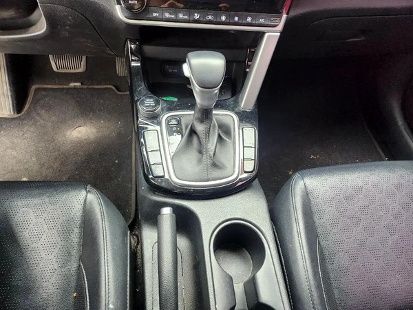 Kia Seltos Prestige 2021 - Korean Specs - Excellent Condition