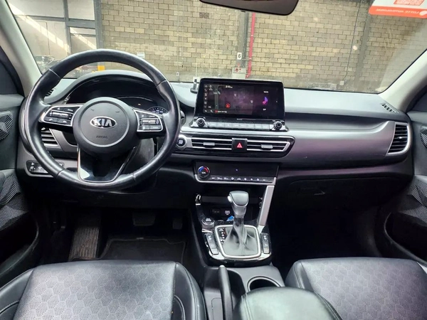 Kia Seltos Prestige 2021 - Korean Specs - Excellent Condition
