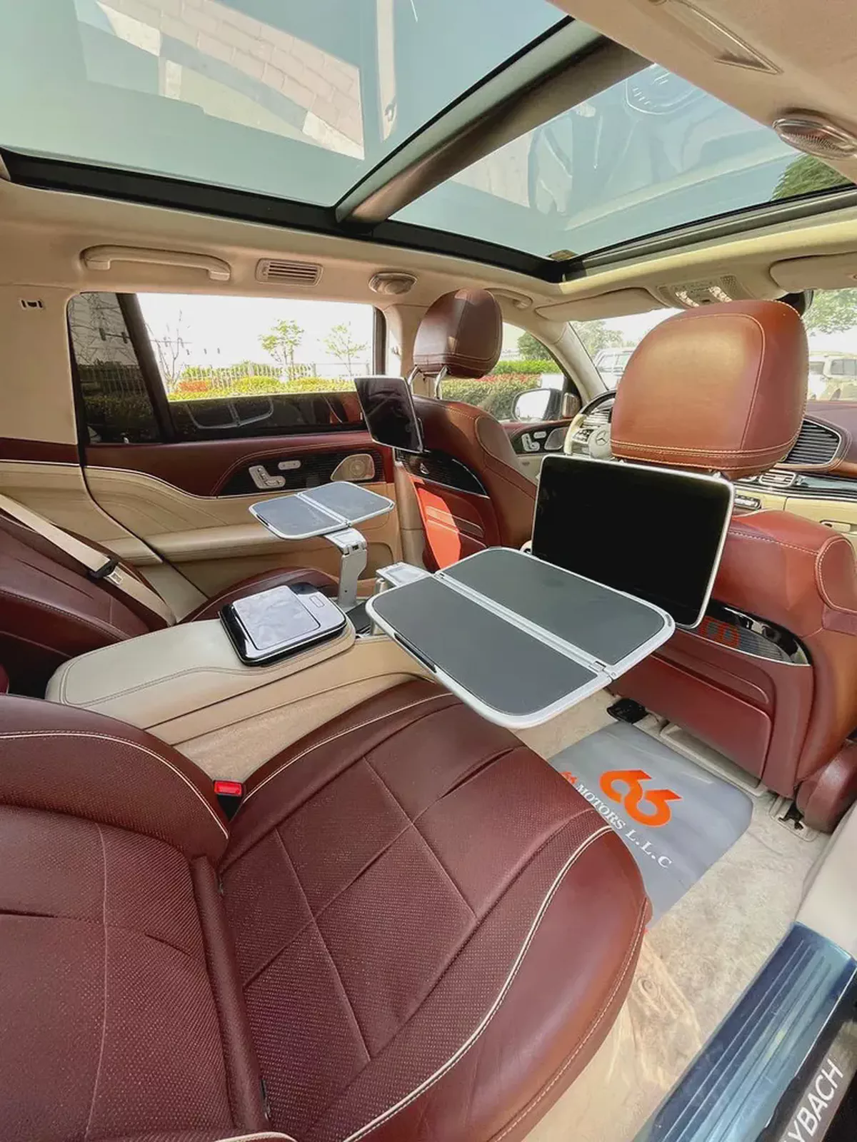 2023 Mercedes Maybach GLS 600 GCC-12-12