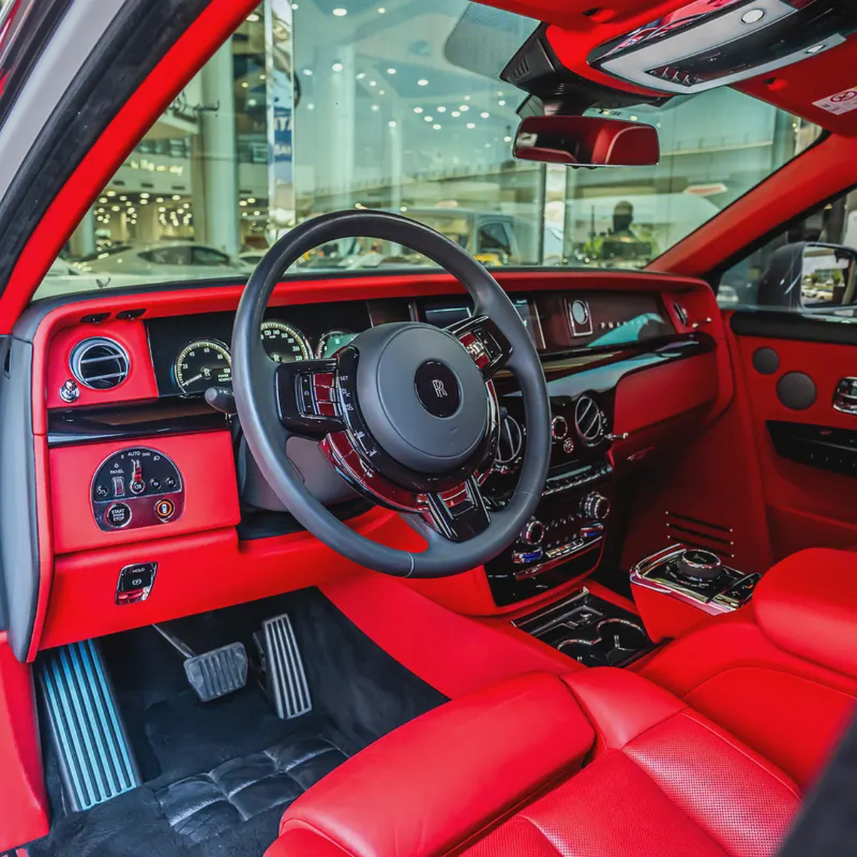 2022 ROLLS ROYCE PHANTOM GCC DONE ONLY 14,000KM-5-5