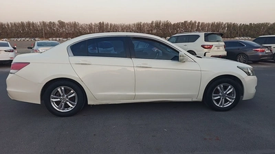 Honda Accord i-VTEC 2009 GCC Specs-1