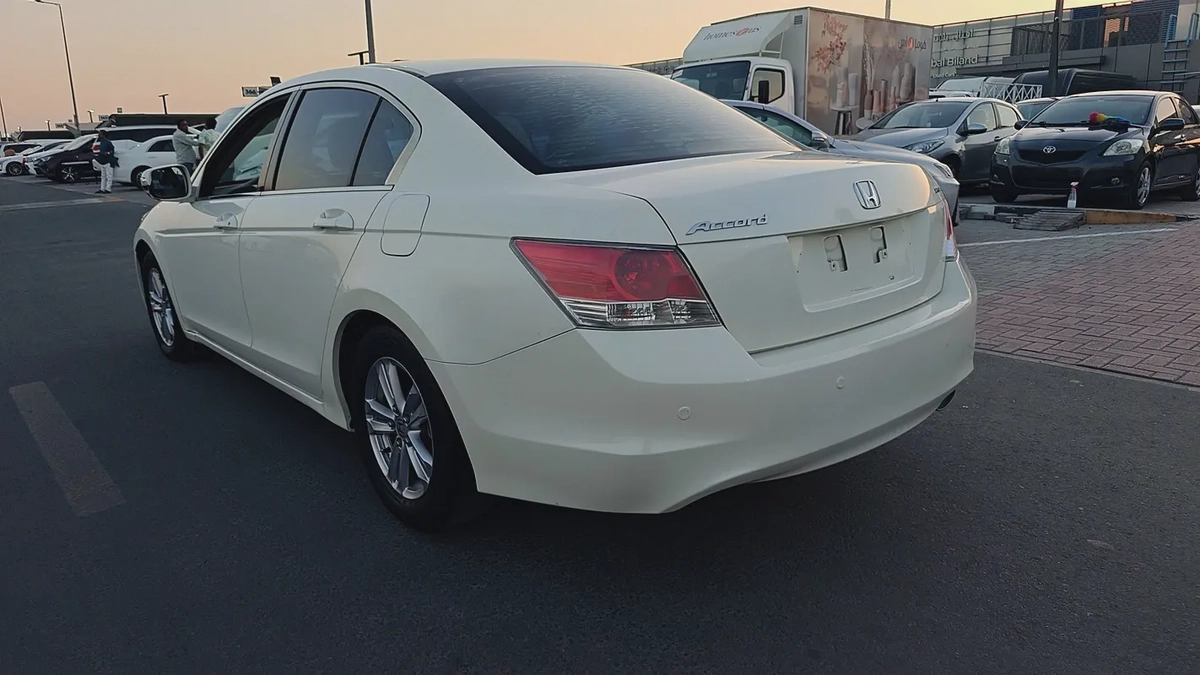 Honda Accord i-VTEC 2009 GCC Specs-5-5