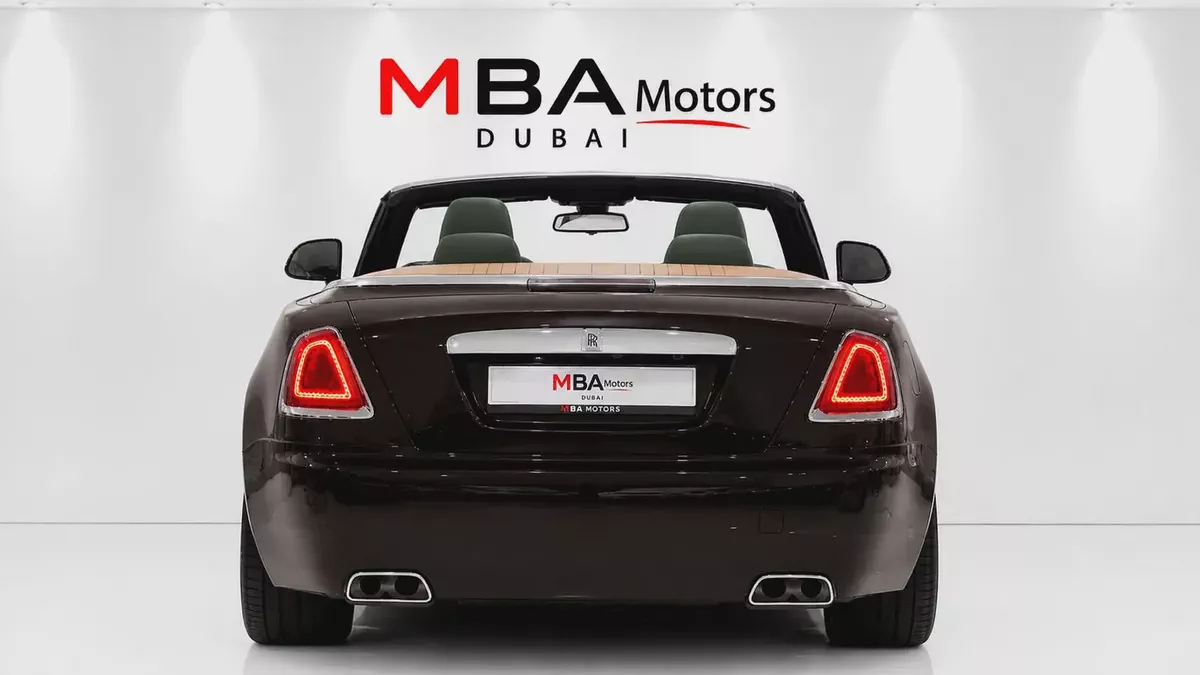 2017 Rolls-Royce Dawn - GCC Specs - Low Mileage - Full service record-2-2