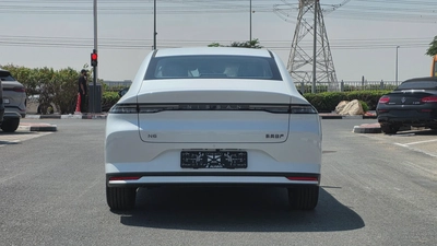 Nissan N6 180 Max (White Black)-9