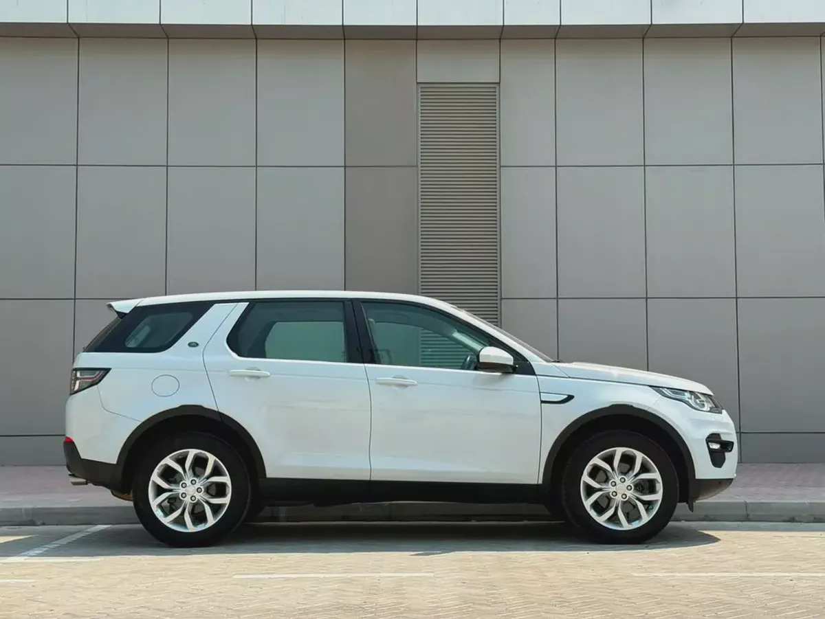 2016 Land Rover Discovery Sport HSE Si4-Full option-Excellent condition-Full Service History-6-6