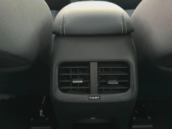 Chevrolet Captiva Premium 2023 GCC Specs