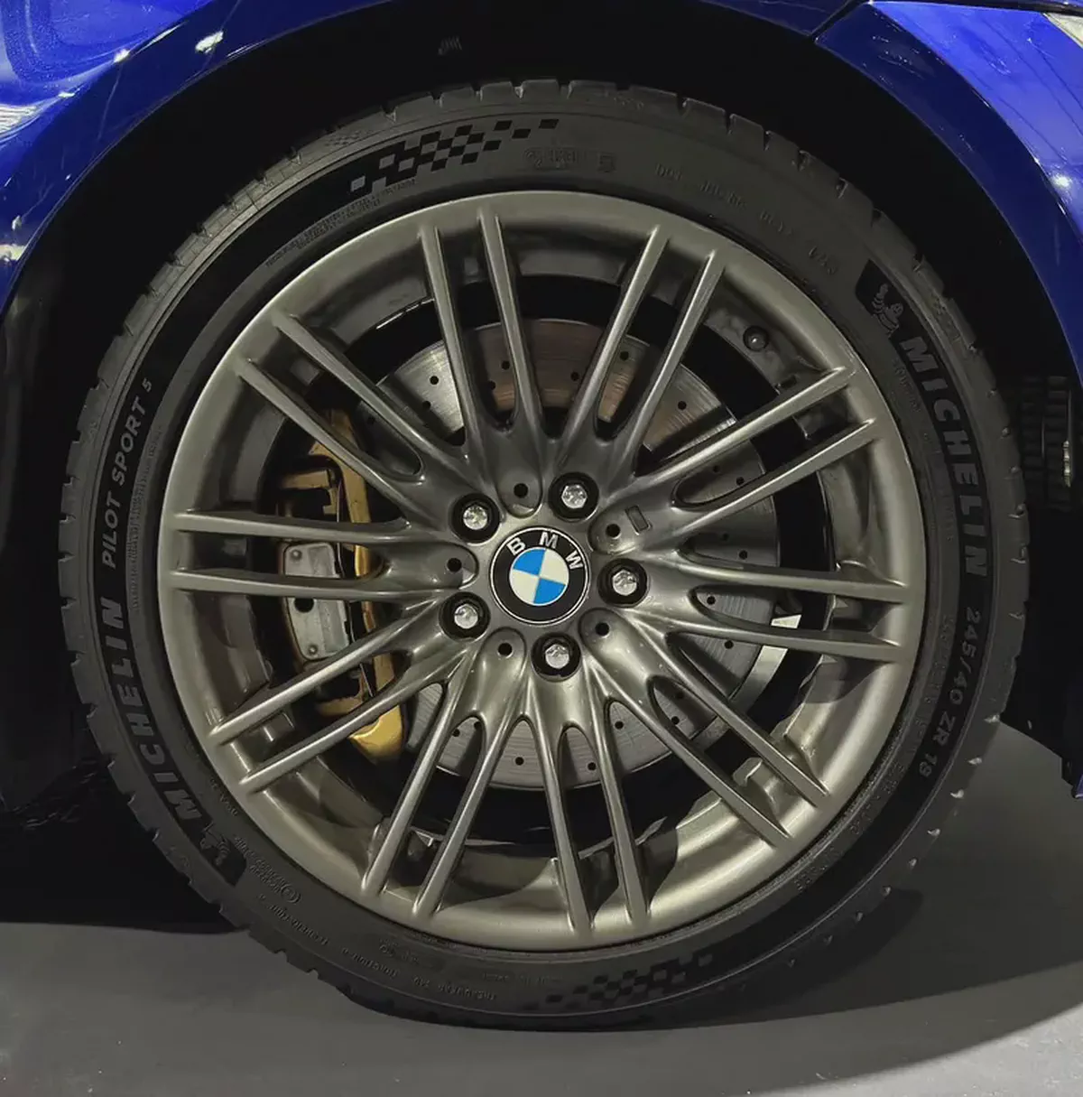 Pristine BMW M3 2009 | GCC Specs | E92 V8 Performance-8-8