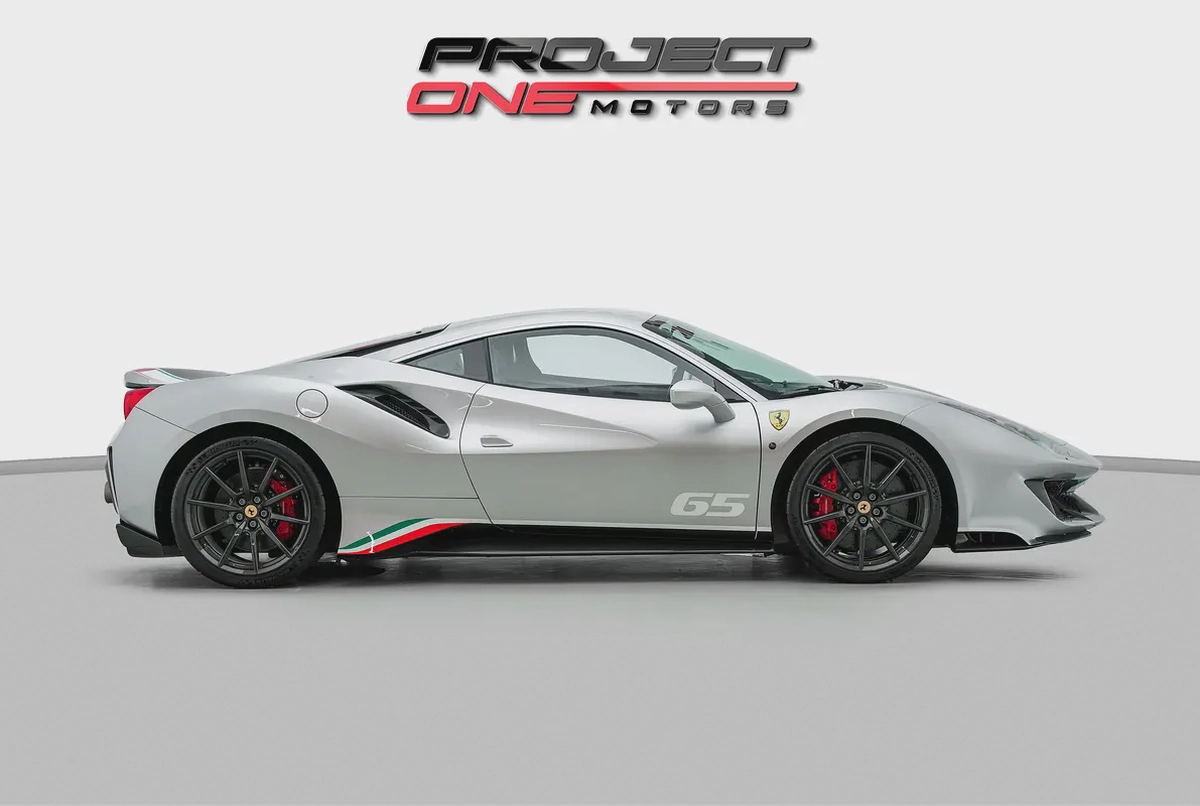 2019 Ferrari 488 Pista Piloti-2-2