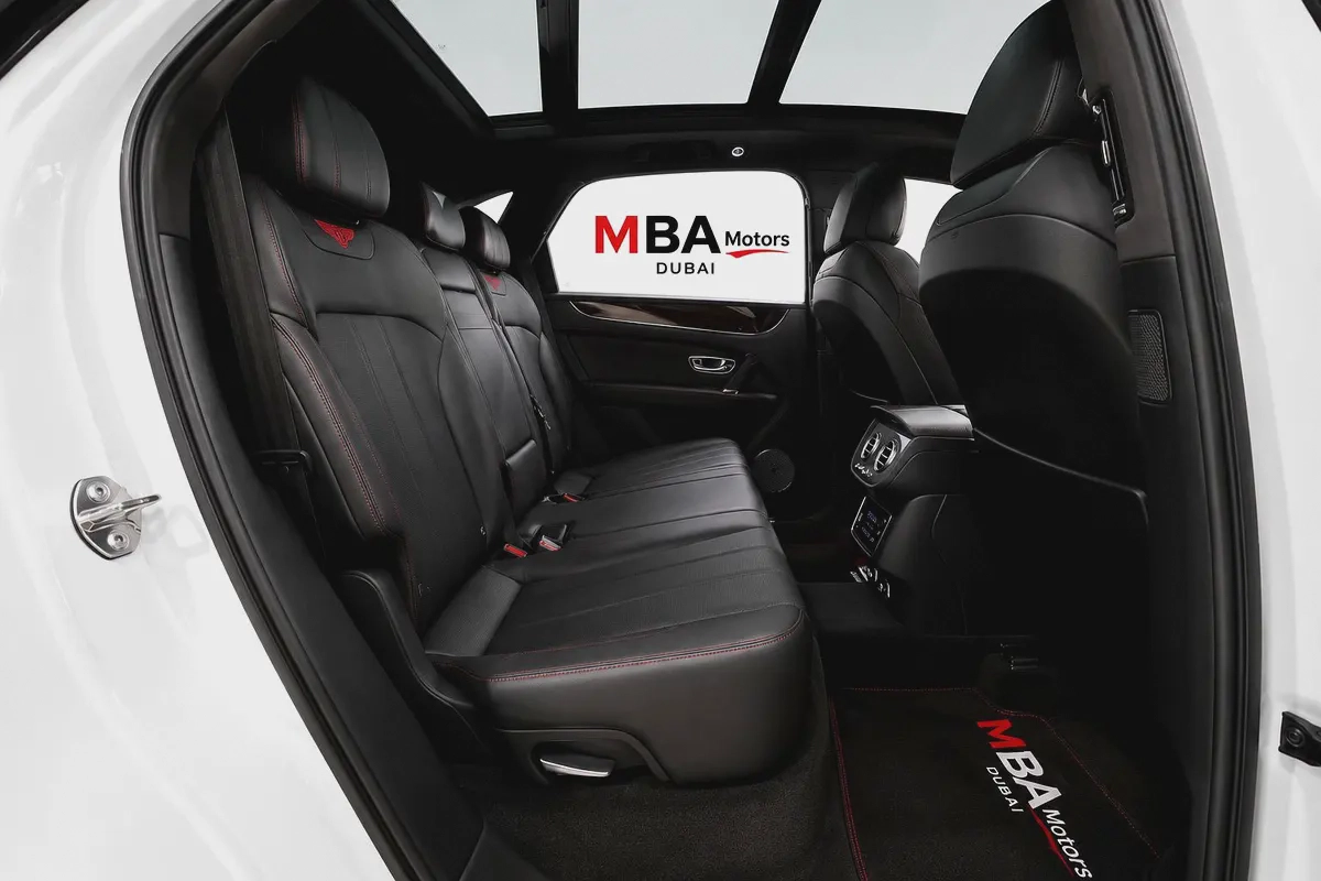 Bentley Bentayga W12 AWD 2018 | Low Mileage
