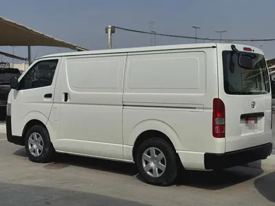 Toyota Hiace Commuter 2018 GCC Specs-5