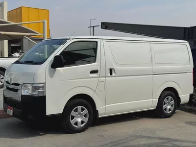 Toyota Hiace Commuter 2018 GCC Specs-6
