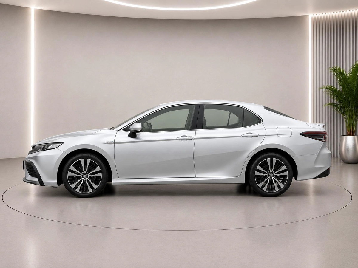 2024 Toyota Camry LE HEV Hybrid | 43,622 KM | 2.5L Hybrid | Silver-4-4
