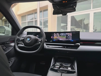 BMW 520i M kit 2024 fully loaded under warrant 2 years from Pitstop AGMC-15