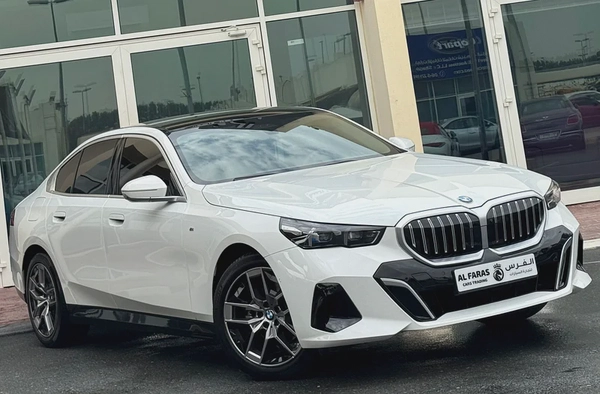 BMW 520i M kit 2024 fully loaded under warrant 2 years from Pitstop AGMC