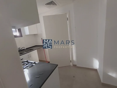 Luxurious brand 2 bedroom villa available in nasma residence for rent just 80k-9
