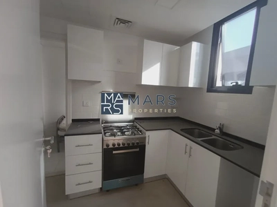 Luxurious brand 2 bedroom villa available in nasma residence for rent just 80k-13