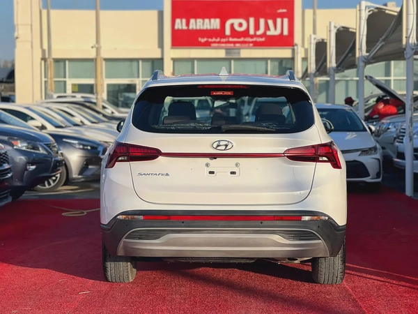 2023 Hyundai Santa Fe | 7 Seaters  | GCC | V4 | Ref#997