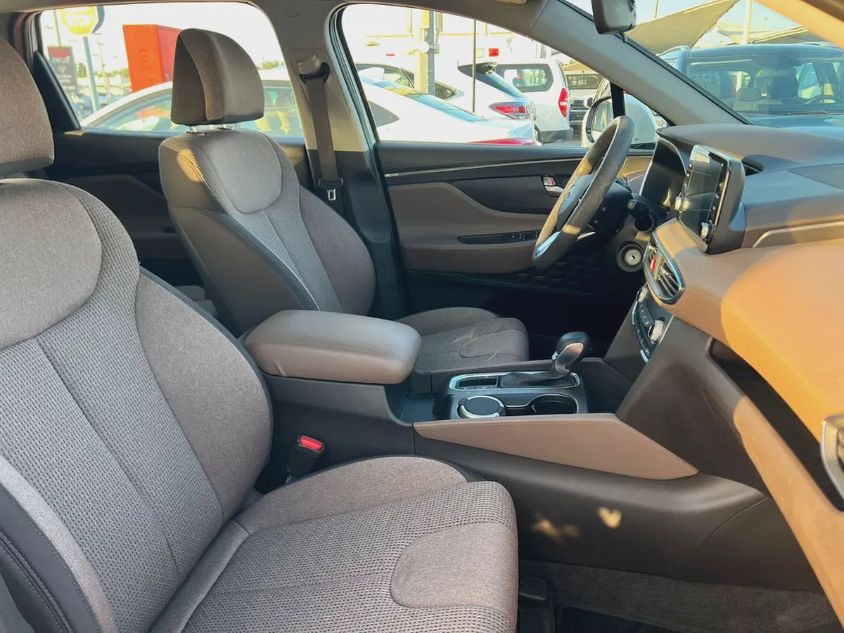 2023 Hyundai Santa Fe | 7 Seaters  | GCC | V4 | Ref#997-11-11