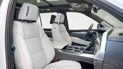Cadillac Escalade V-8