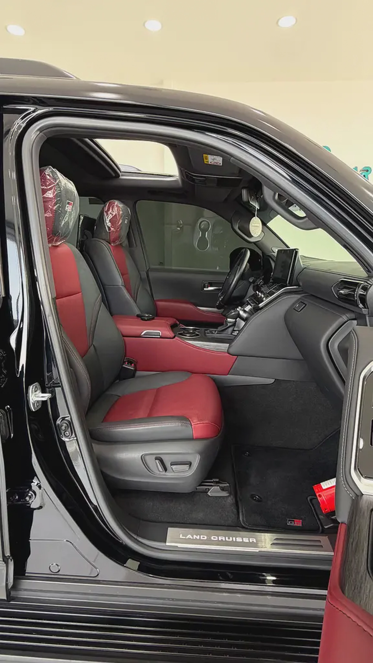 Toyota Land Cruiser GR Sport 2024 | GCC Specs | Brand New | Fully Loaded-15-15