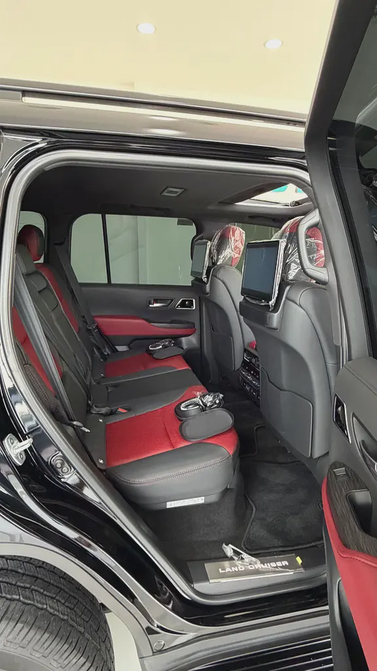 Toyota Land Cruiser GR Sport 2024 | GCC Specs | Brand New | Fully Loaded-16-16