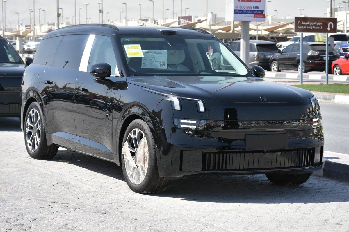 LYNK & CO 900 EMP 2025 | BLACK-11-11