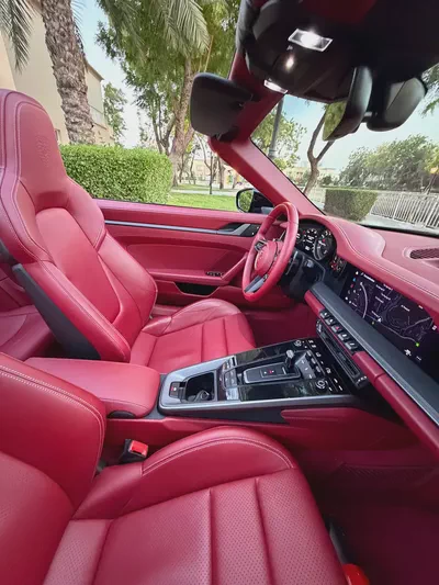 Porsche 911 Carrera 2023 GCC Specs-11